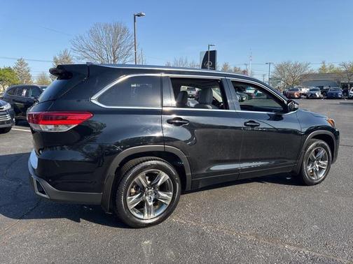 2018 Toyota Highlander Limited Platinum