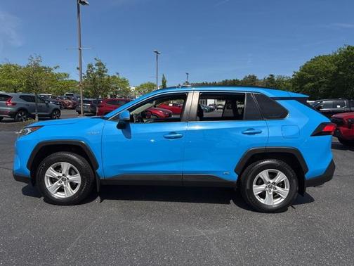 2019 Toyota RAV4 Hybrid XLE