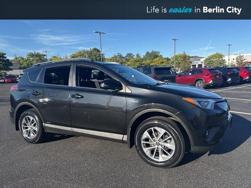 2017 Toyota RAV4 Hybrid XLE