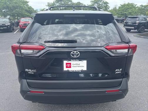 2022 Toyota RAV4 XLE Premium