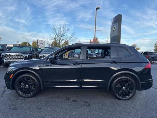 2022 Volkswagen Tiguan 2.0T SE R-Line Black 4MOTION
