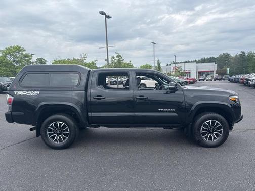 2020 Toyota Tacoma TRD Sport
