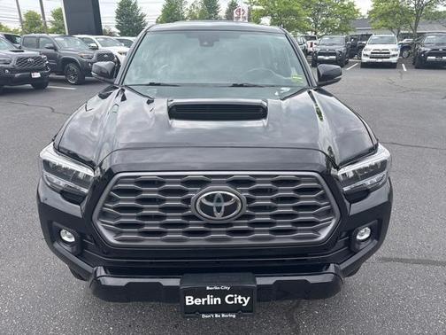 2020 Toyota Tacoma TRD Sport