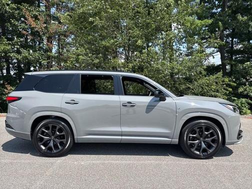 2025 Lexus TX 500h F SPORT Premium