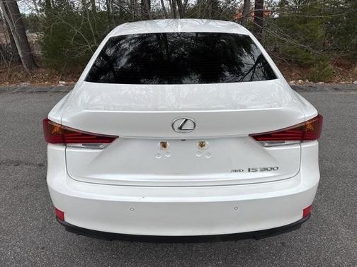 2018 Lexus IS 300