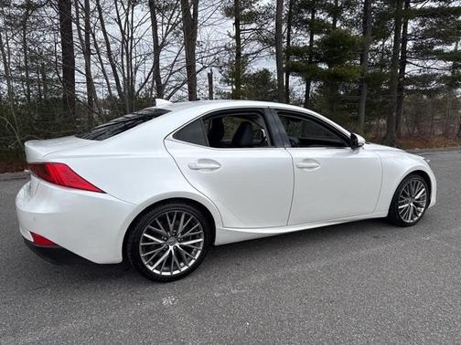 2018 Lexus IS 300
