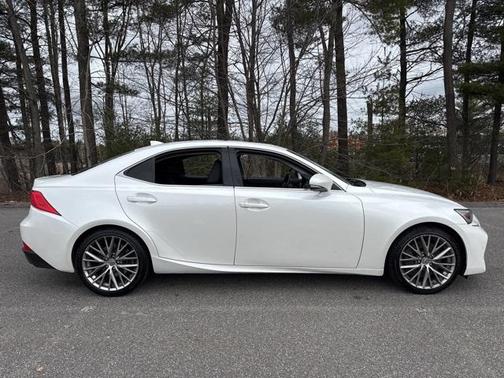 2018 Lexus IS 300