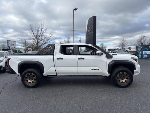 2025 Toyota Tacoma Hybrid Trailhunter