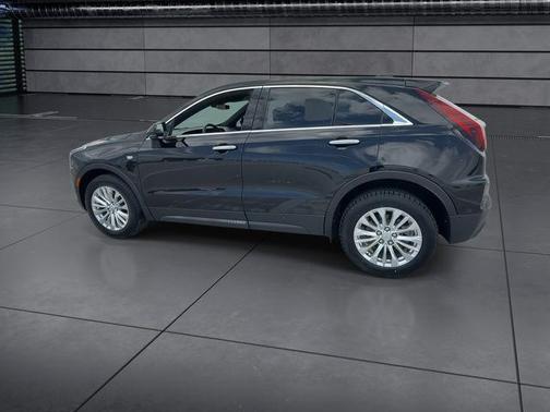 Stellar Black Metallic 2024 Cadillac XT4 Luxury