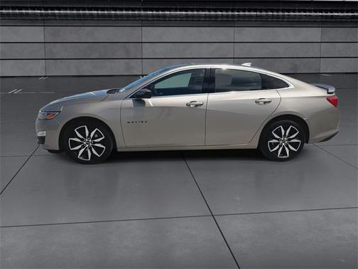 2022 Chevrolet Malibu FWD RS