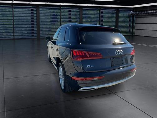 2020 Audi Q5 45 Premium Plus