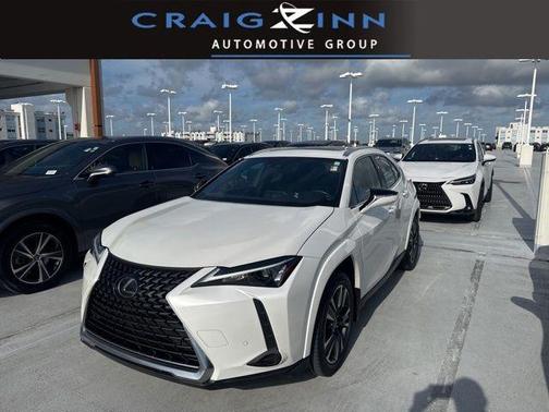 Eminent White Pearl 2024 Lexus UX 250h Base