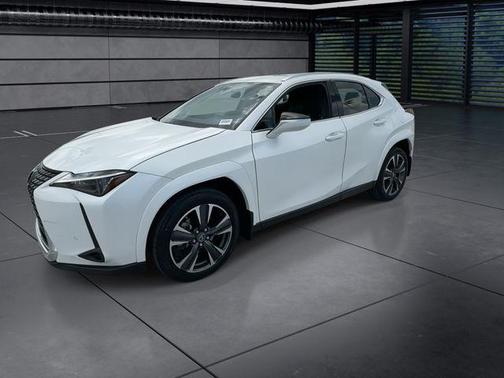 Eminent White Pearl 2024 Lexus UX 250h Base