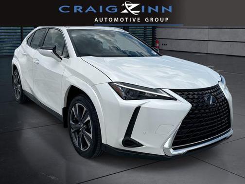 Eminent White Pearl 2024 Lexus UX 250h Base