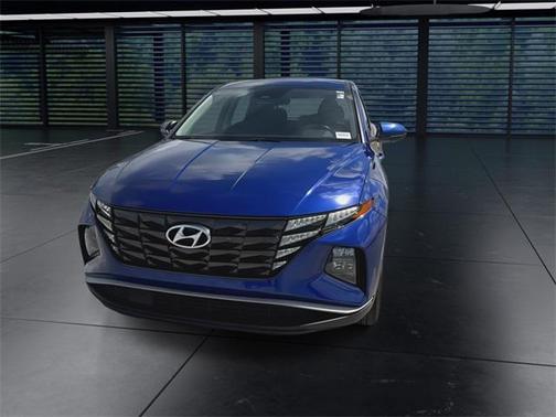 2023 Hyundai TUCSON SE