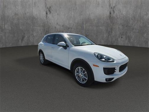 2016 Porsche Cayenne Base