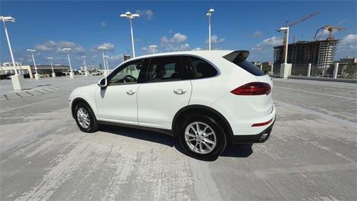 2016 Porsche Cayenne Base