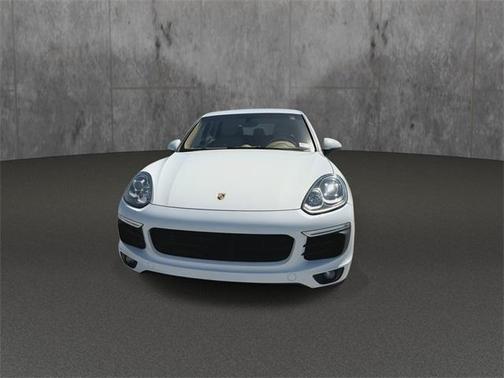 2016 Porsche Cayenne Base