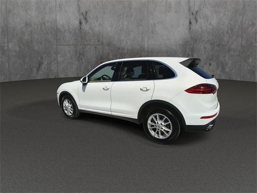 2016 Porsche Cayenne Base