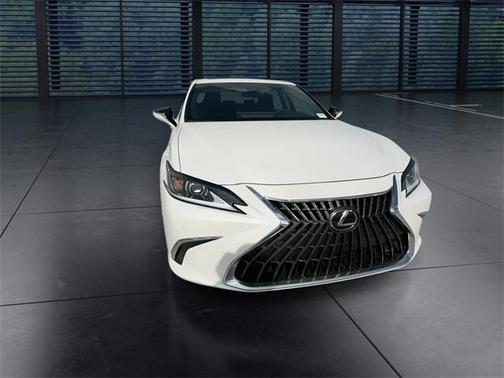 2025 Lexus ES 350 Base