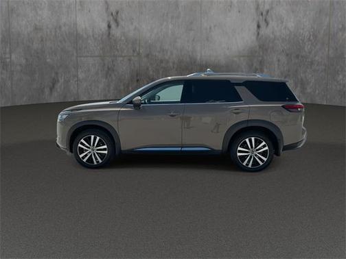 2023 Nissan Pathfinder Platinum FWD