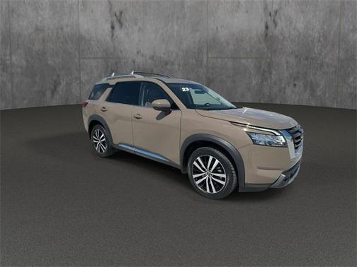 2023 Nissan Pathfinder Platinum FWD