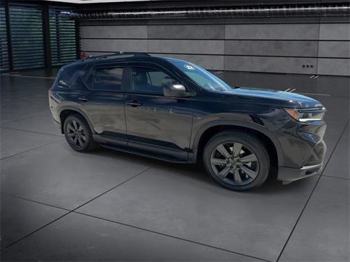 2023 Honda Pilot 2WD Sport