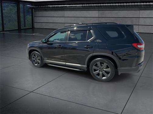 2023 Honda Pilot 2WD Sport