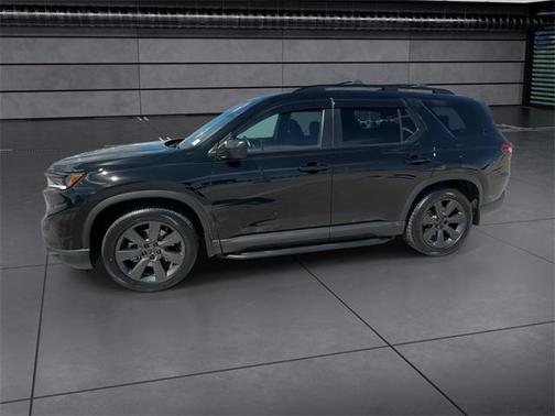 2023 Honda Pilot 2WD Sport