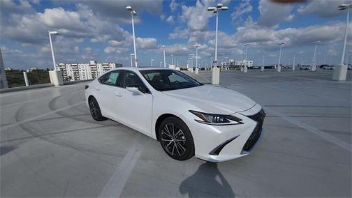 2025 Lexus ES 350 Base