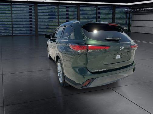 Cypress 2023 Toyota Highlander Limited