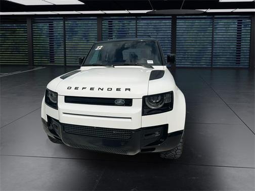 2022 Land Rover Defender 110 X-Dynamic SE