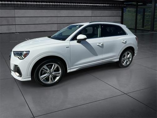 2022 Audi Q3 45 S line Premium Plus