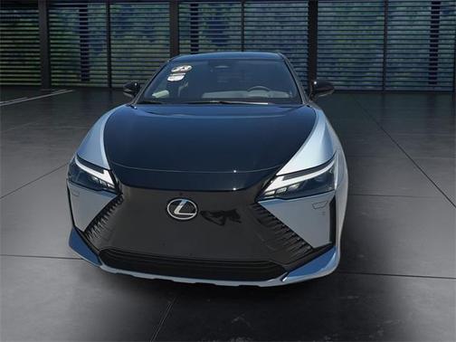 2023 Lexus RZ 450e Luxury