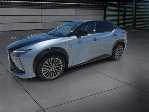 2023 Lexus RZ 450e Luxury