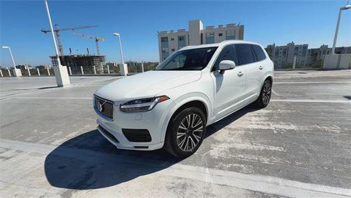 2021 Volvo XC90 T5 Momentum