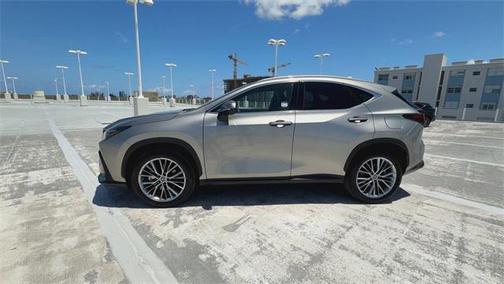 2022 Lexus NX 350h Premium