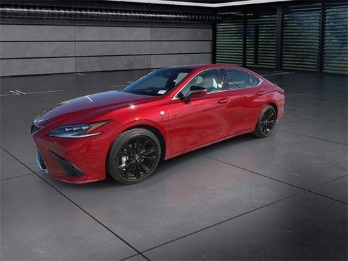 2024 Lexus ES 300h F SPORT Handling