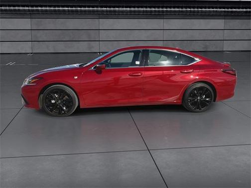 2024 Lexus ES 300h F SPORT Handling