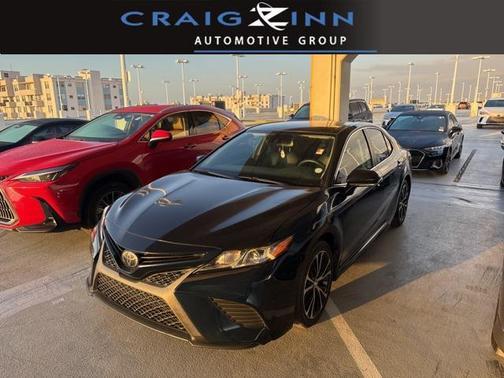 2019 Toyota Camry SE