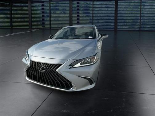 2025 Lexus ES 300h Premium