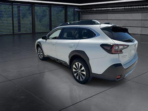 Crystal White Pearl 2023 Subaru Outback Touring XT