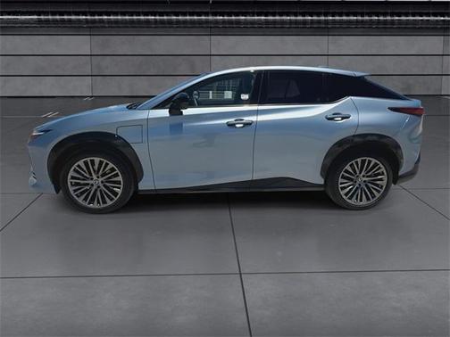 2023 Lexus RZ 450e Luxury