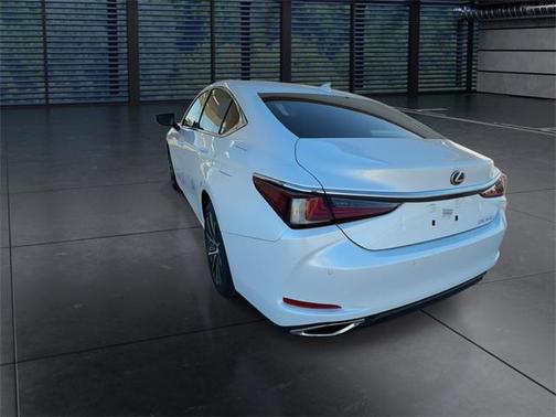 2025 Lexus ES 350 Base