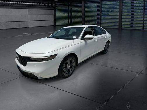 Platinum White Pearl 2024 Honda Accord Hybrid EX-L