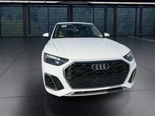 2022 Audi Q5 45 S line Premium