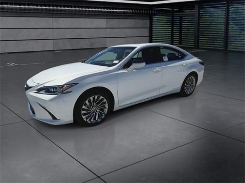 2025 Lexus ES 300h Luxury