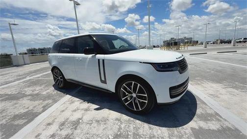 2025 Land Rover Range Rover P550e SE