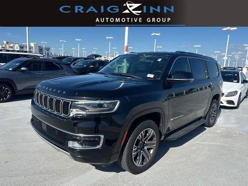Diamond Black Crystal Pearlcoat 2024 Jeep Wagoneer Series II 4x4
