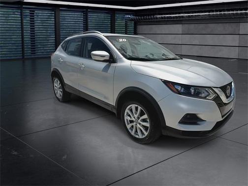 2020 Nissan Rogue Sport SV